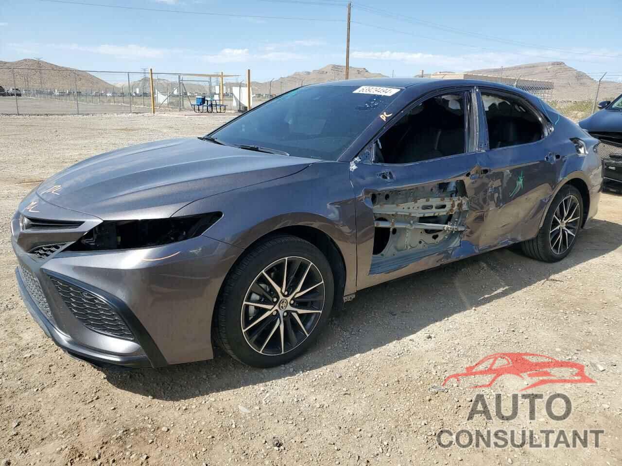 TOYOTA CAMRY 2023 - 4T1G11AK6PU832071