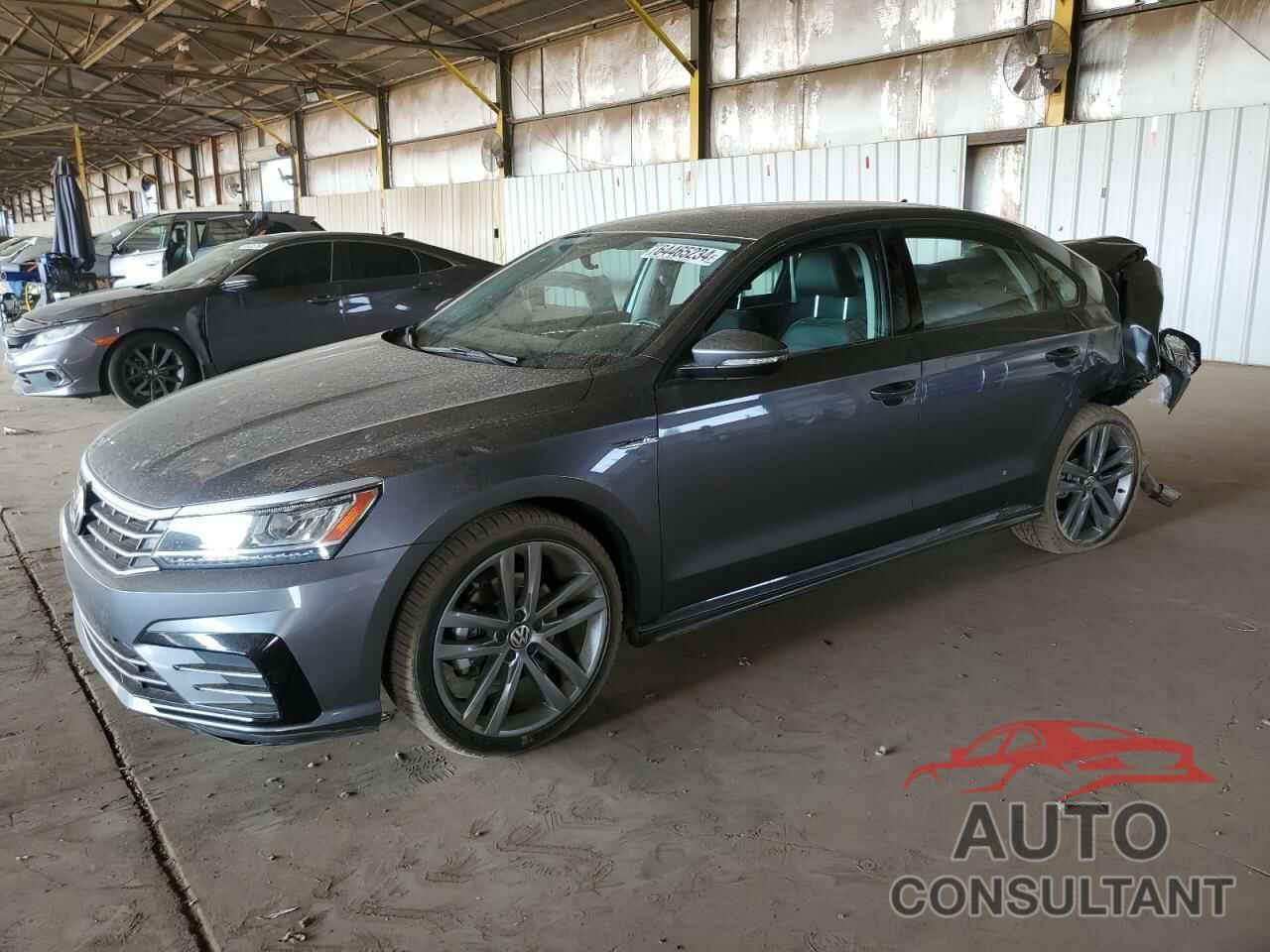 VOLKSWAGEN PASSAT 2018 - 1VWAA7A34JC045622