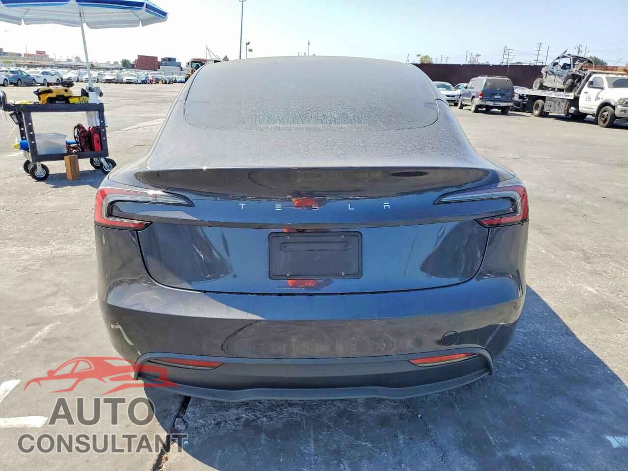 TESLA MODEL 3 2024 - 5YJ3E1EAXRF847080