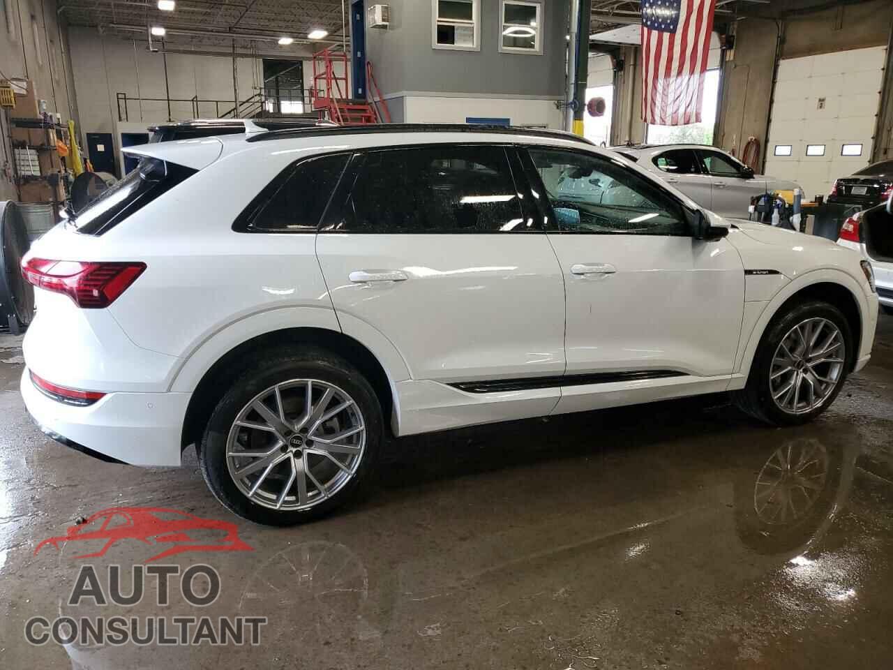 AUDI E-TRON 2021 - WA1VAAGE1MB035662