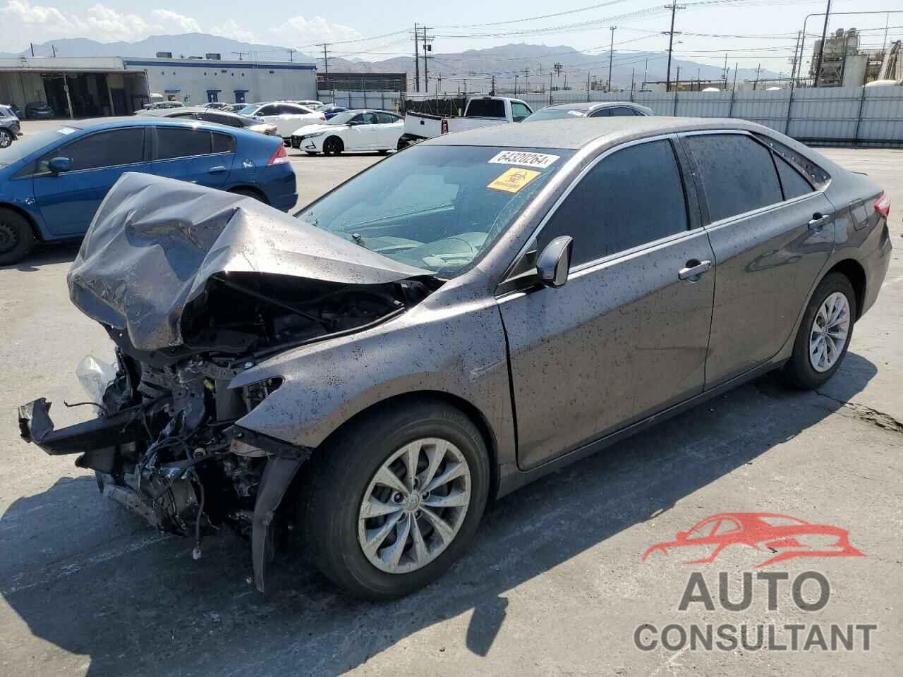 TOYOTA CAMRY 2016 - 4T4BF1FK2GR554344
