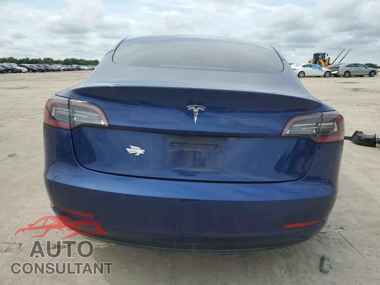 TESLA MODEL 3 2021 - 5YJ3E1EA0MF849879
