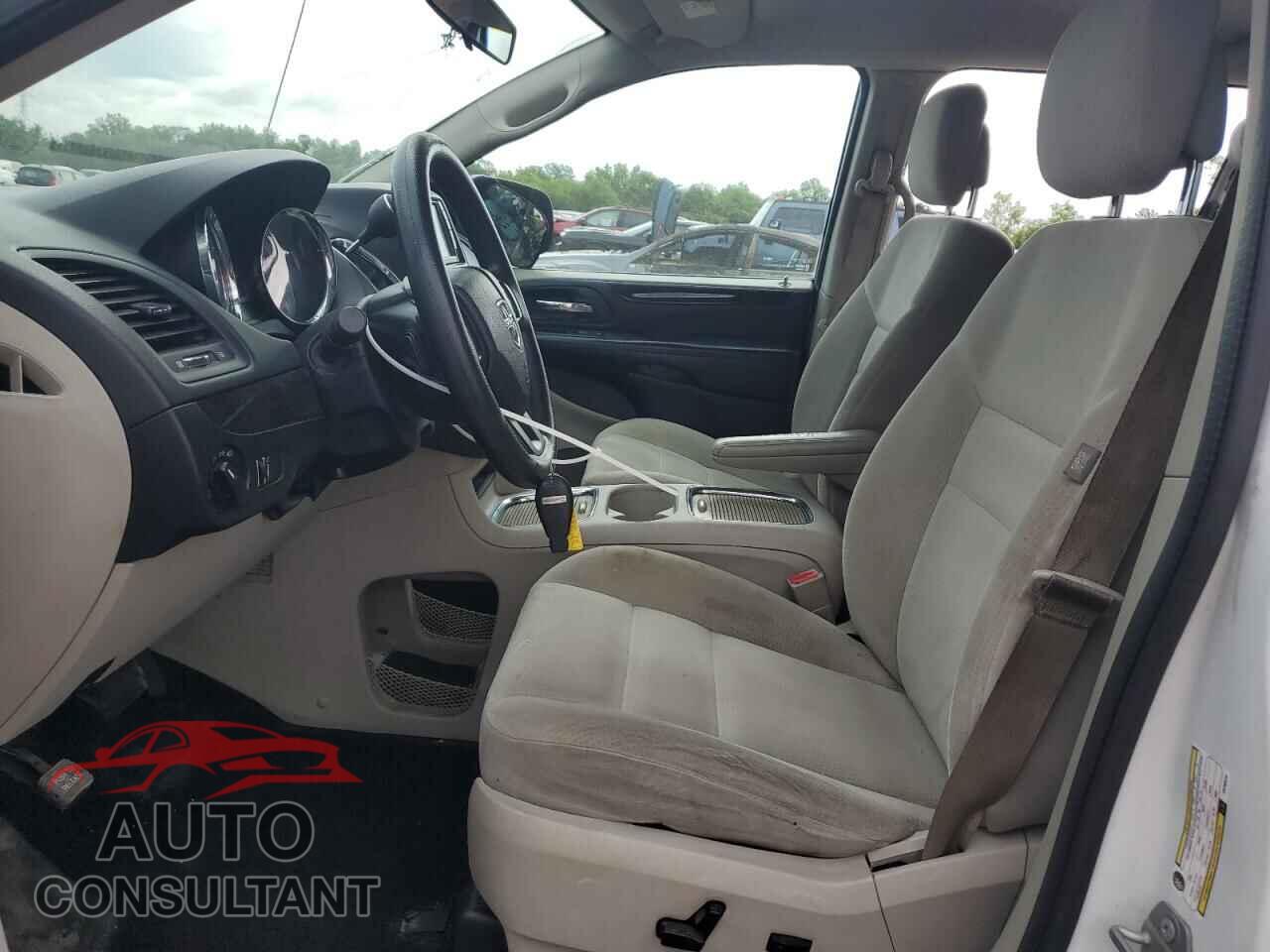 DODGE CARAVAN 2015 - 2C4RDGCG9FR750010