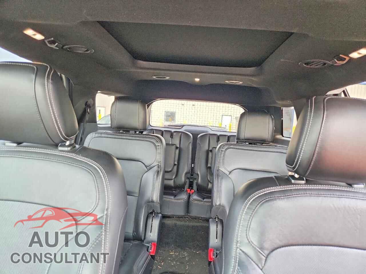 FORD EXPLORER 2018 - 1FM5K8FH9JGB86217