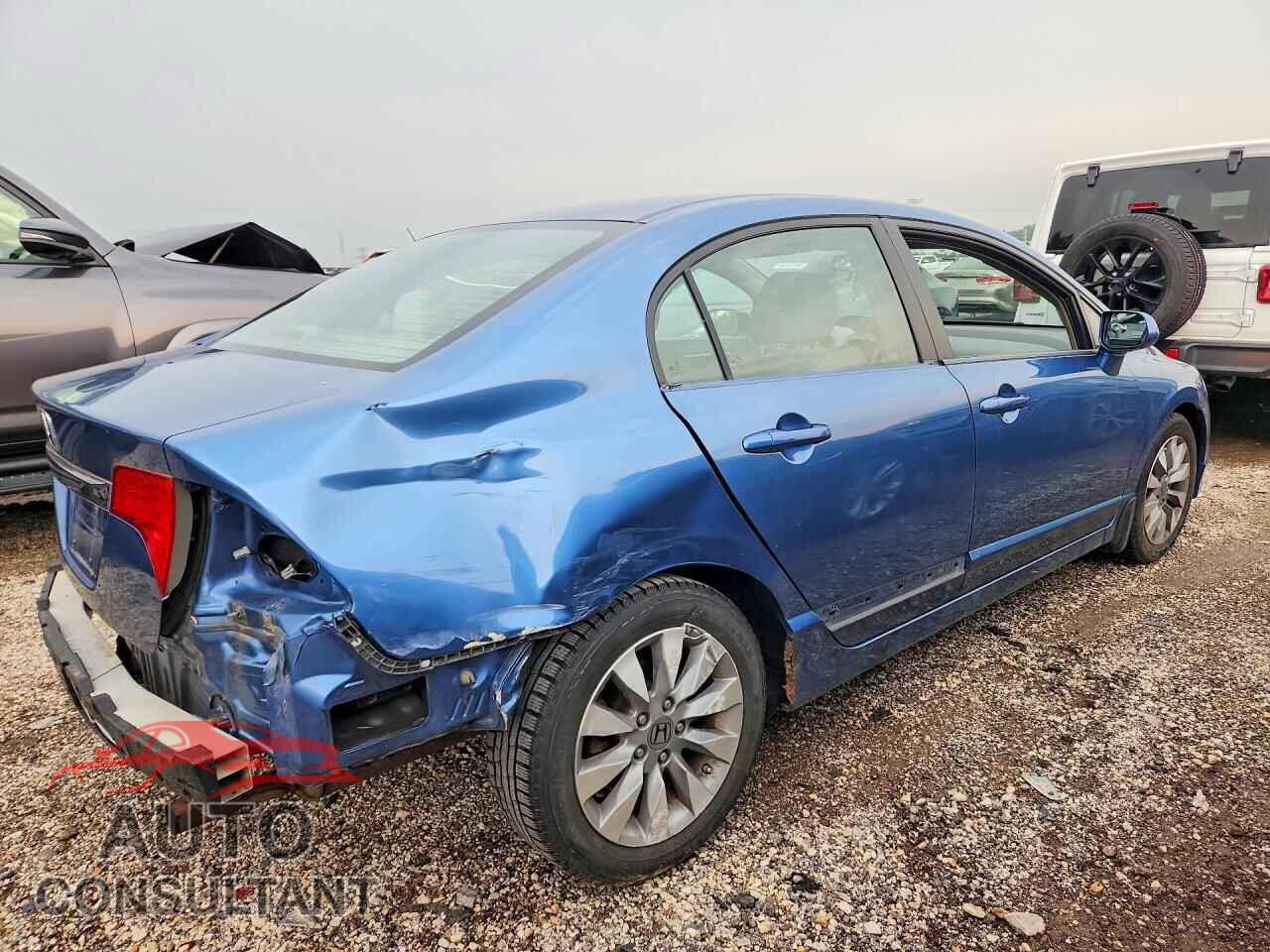 HONDA CIVIC 2009 - 19XFA16889E018082