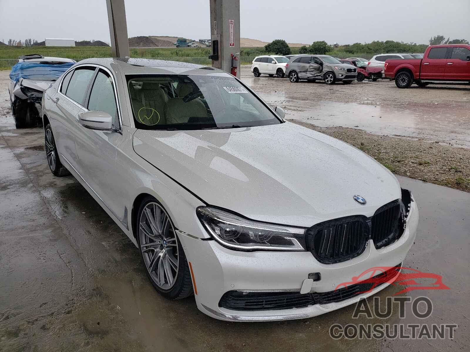 BMW 7 SERIES 2018 - WBA7F0C5XJGM23050