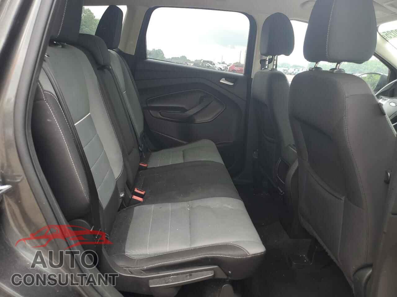 FORD ESCAPE 2015 - 1FMCU9GX4FUB14590