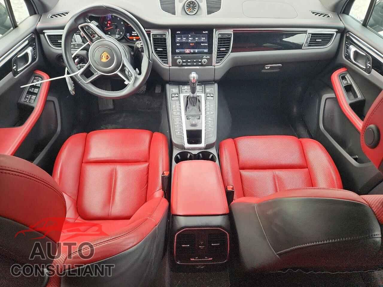 PORSCHE MACAN 2018 - WP1AA2A57JLB19136