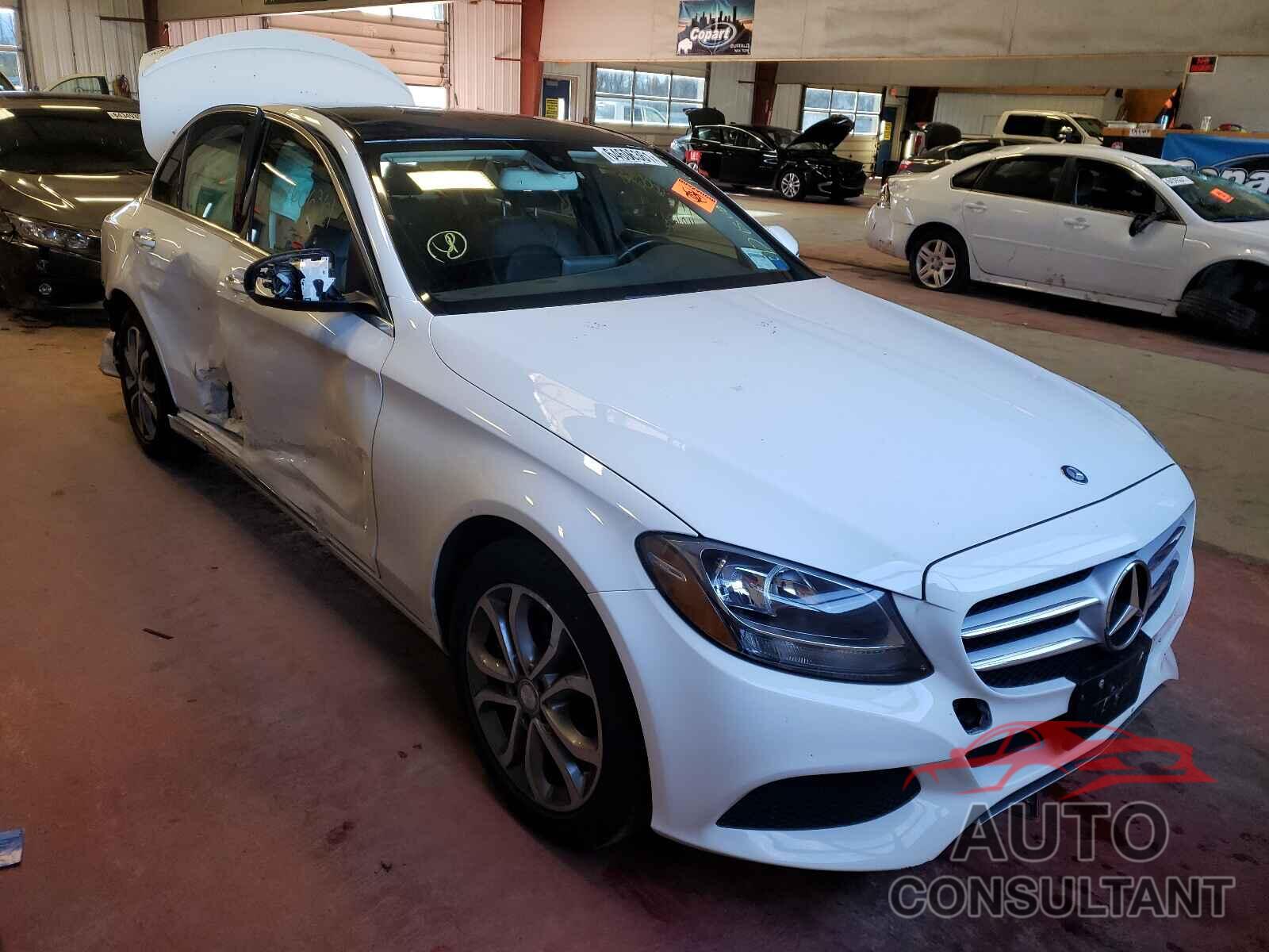 MERCEDES-BENZ C-CLASS 2016 - 55SWF4KB6GU102797