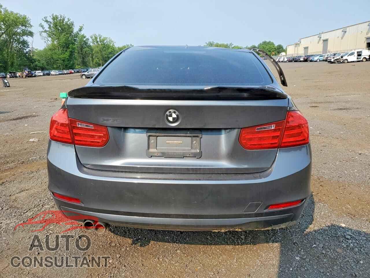 BMW 3 SERIES 2014 - WBA3B5G59ENS08097