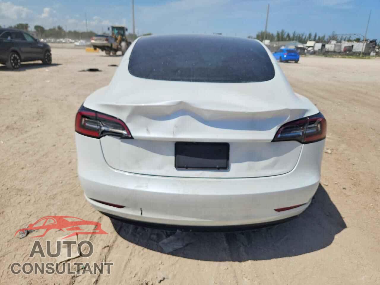 TESLA MODEL 3 2023 - 5YJ3E1EA9PF384698