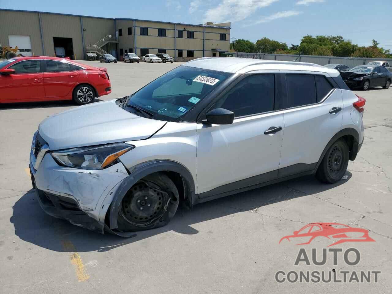 NISSAN KICKS 2018 - 3N1CP5CU2JL501242