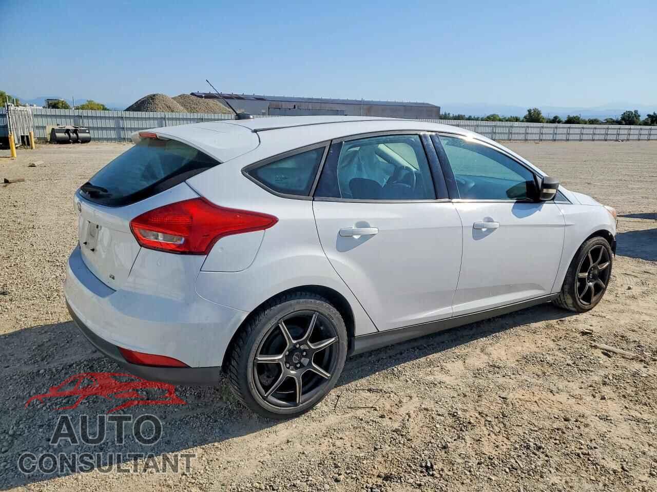 FORD FOCUS 2017 - 1FADP3K29HL263830