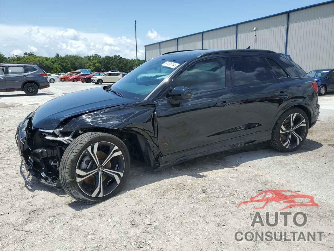 AUDI Q3 2023 - WA1EECF32P1044218