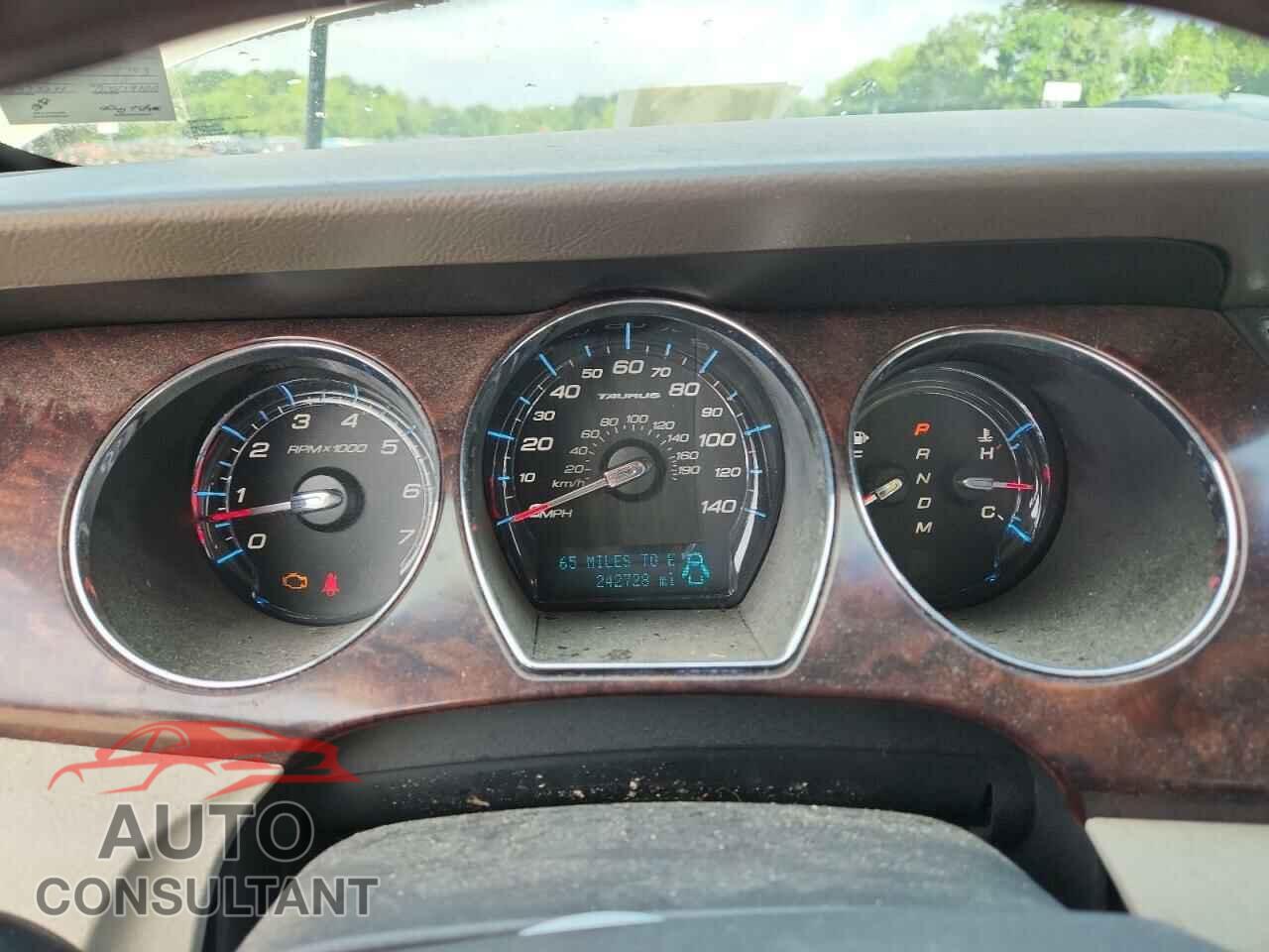 FORD TAURUS 2010 - 1FAHP2FW7AG138753
