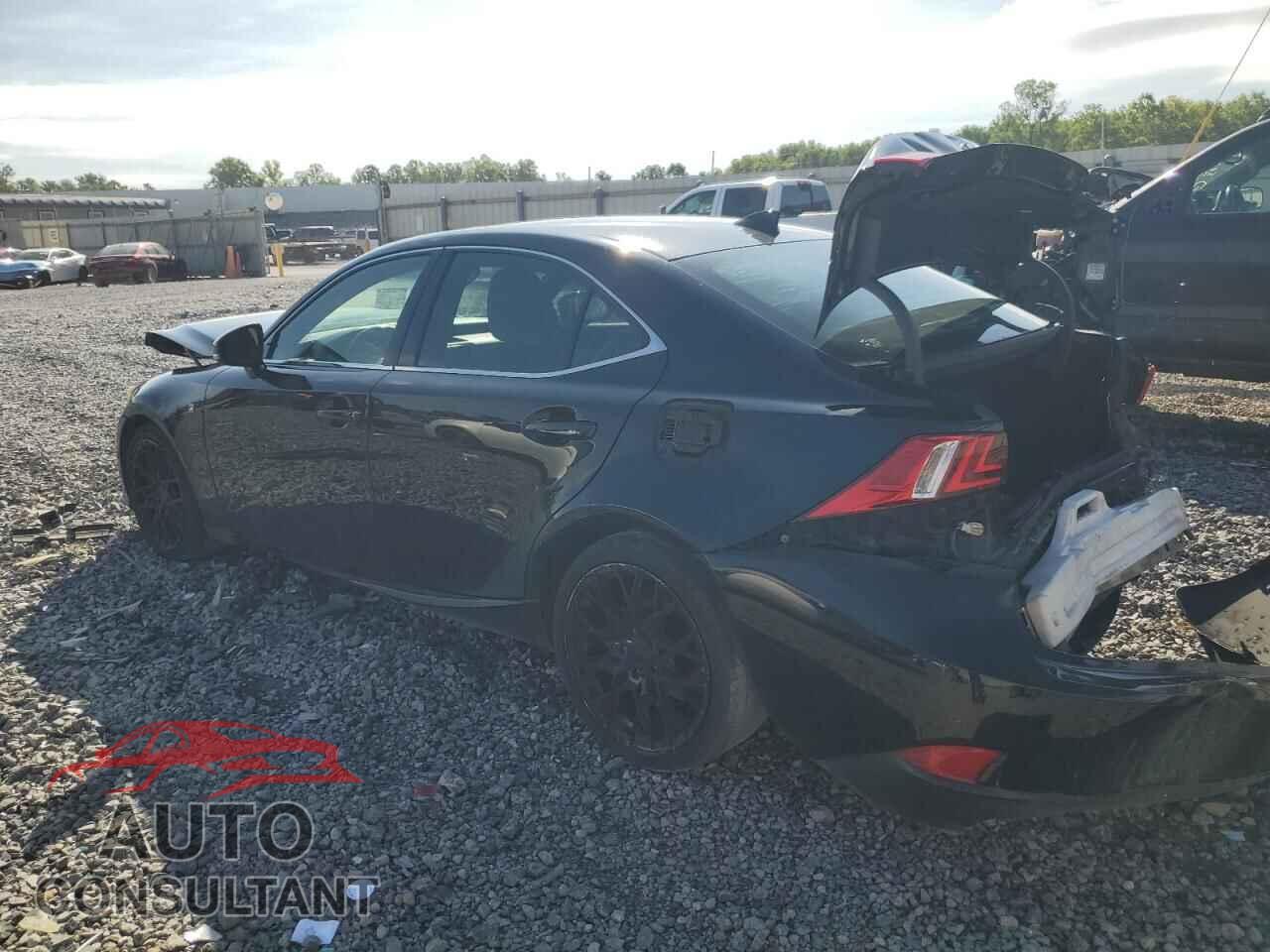 LEXUS IS 2014 - JTHBF1D21E5010344