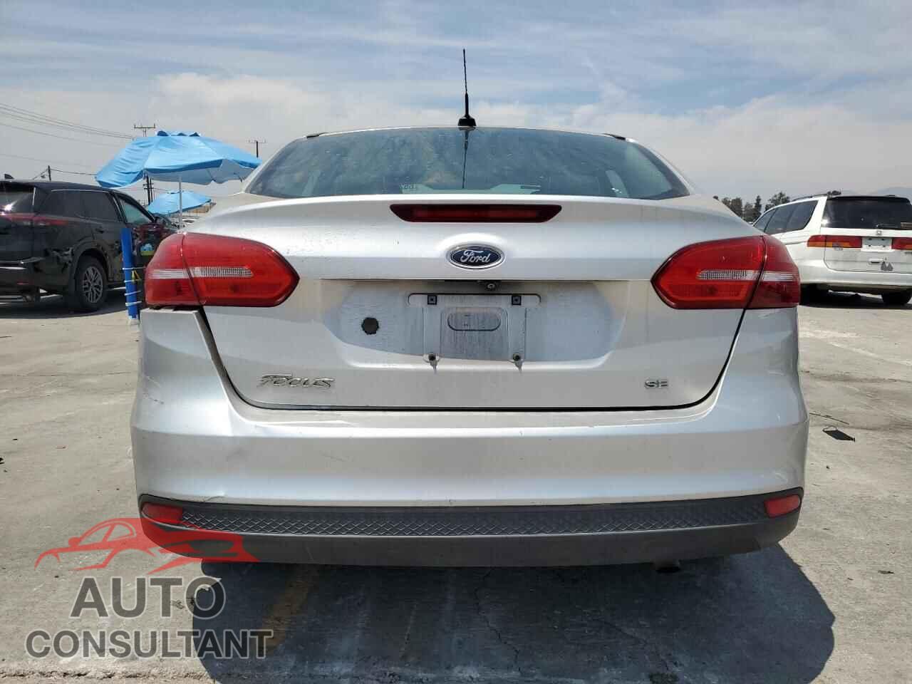 FORD FOCUS 2017 - 1FADP3F26HL236093