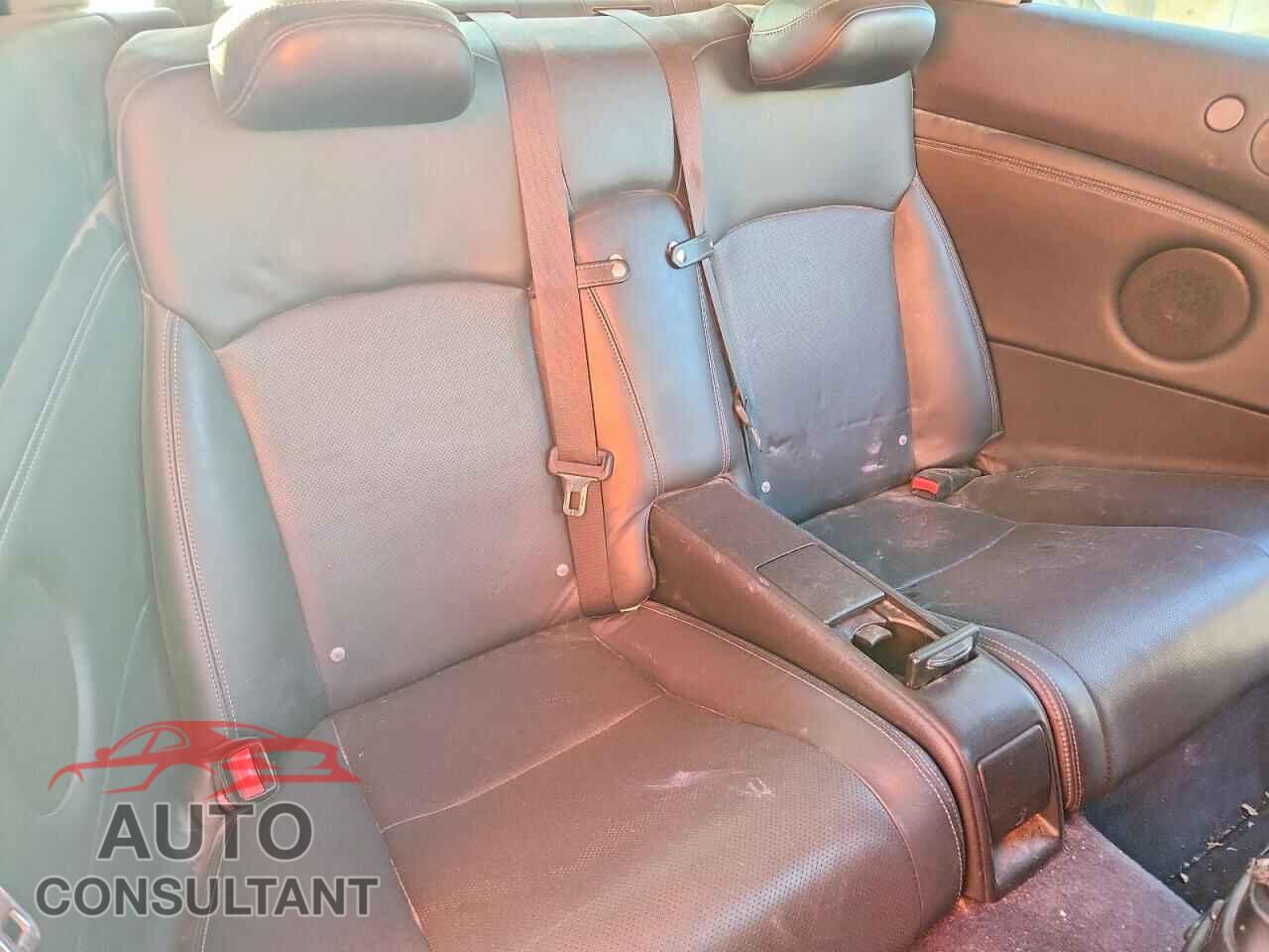 LEXUS IS 2010 - JTHFF2C24A2506579