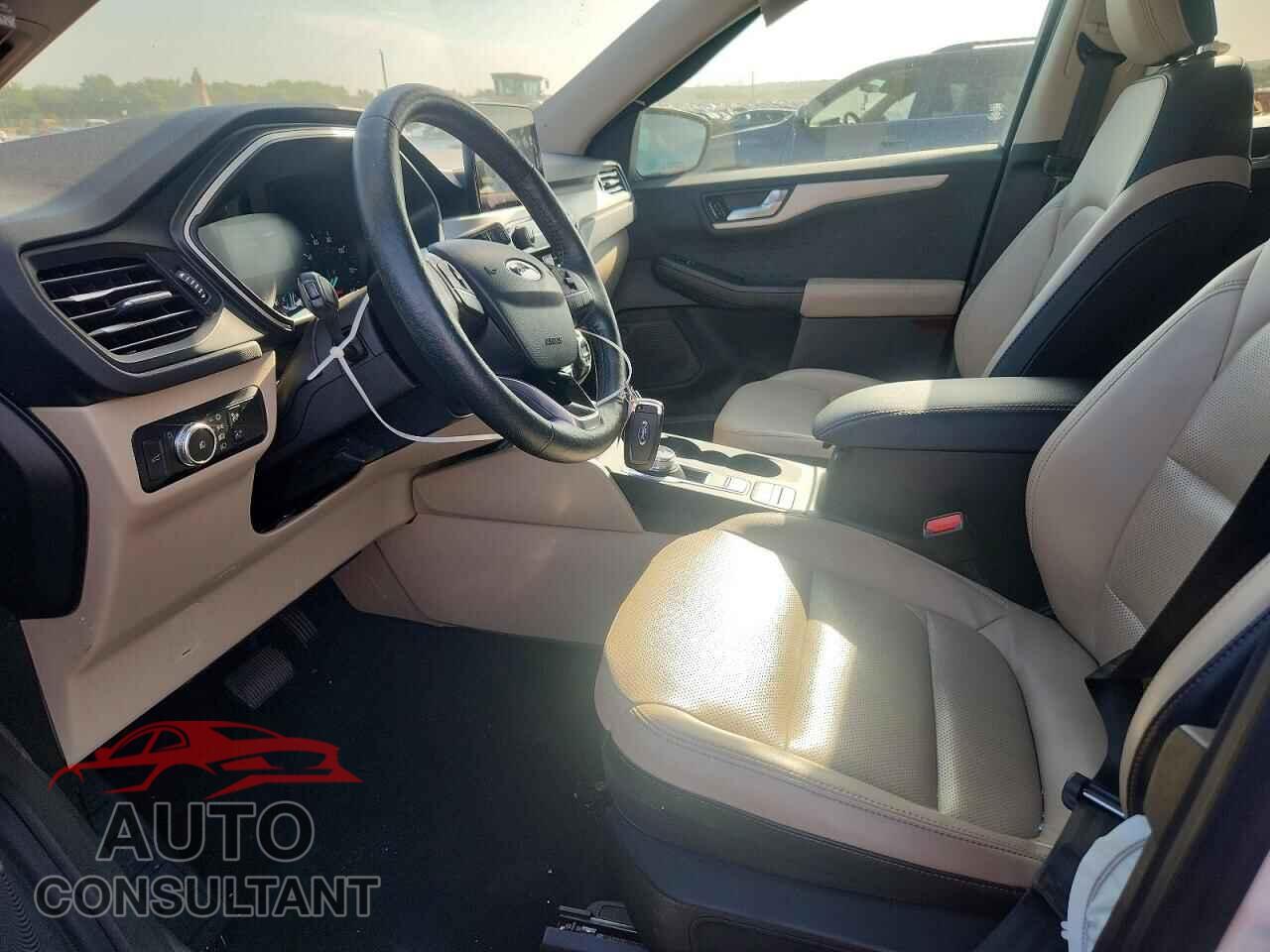 FORD ESCAPE 2020 - 1FMCU0H61LUA75096