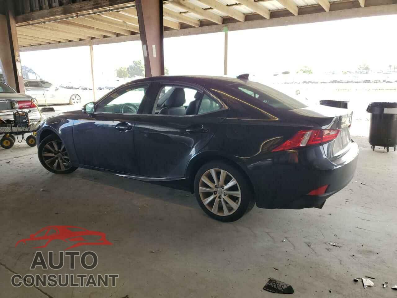 LEXUS IS 2014 - JTHBF1D25E5008743