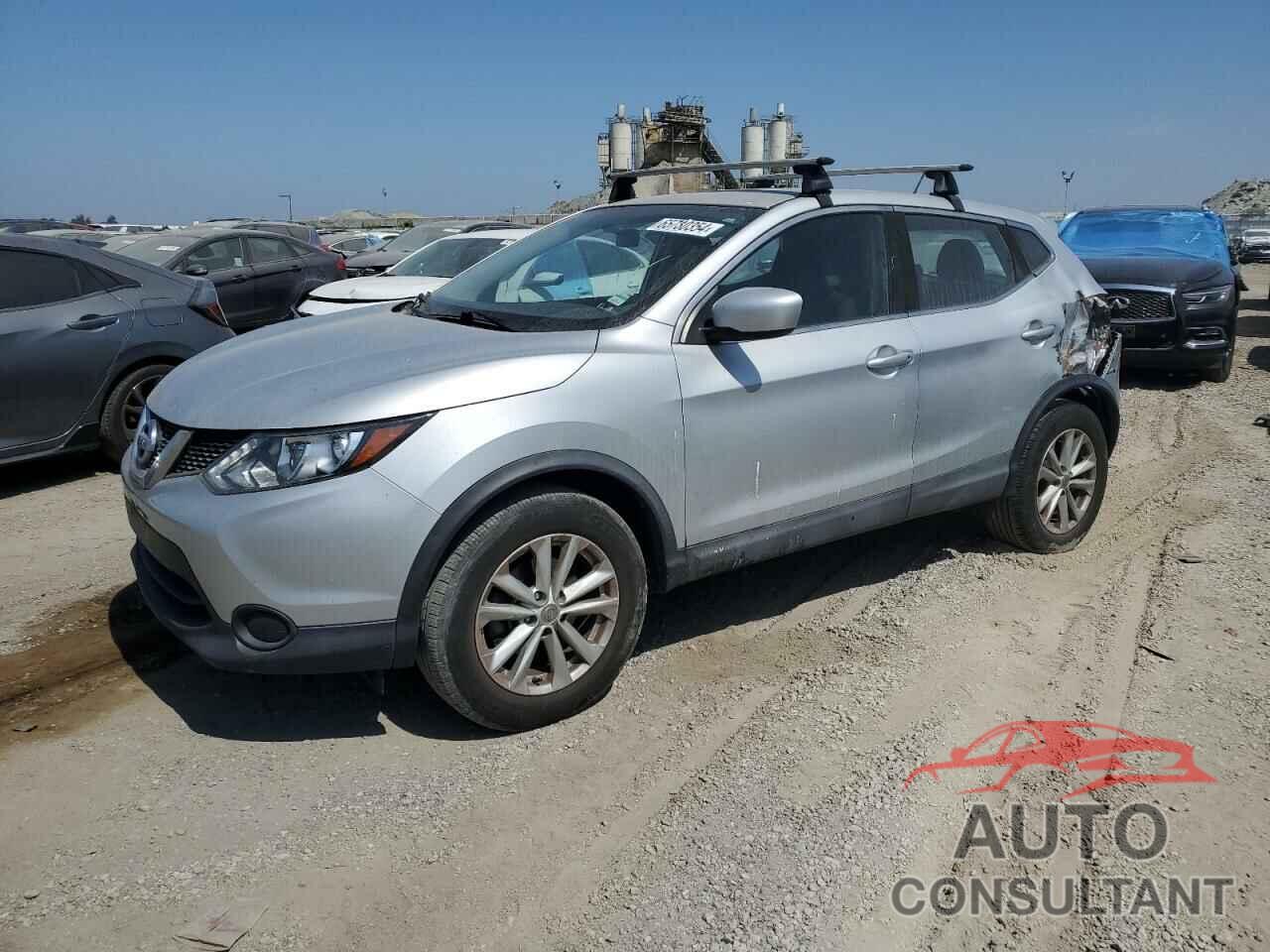 NISSAN ROGUE 2017 - JN1BJ1CP2HW031282