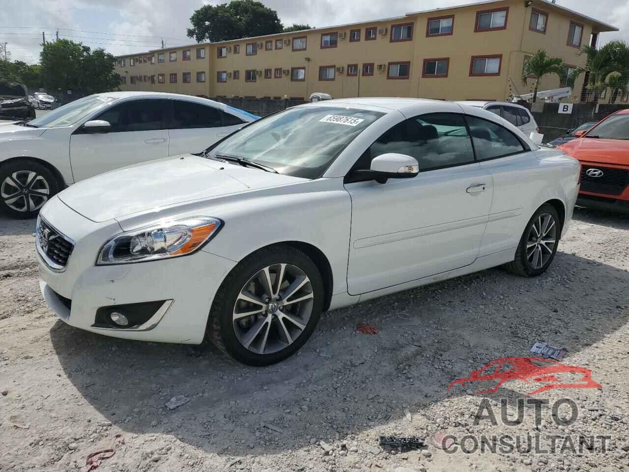 VOLVO C70 2013 - YV1672MC5DJ143753
