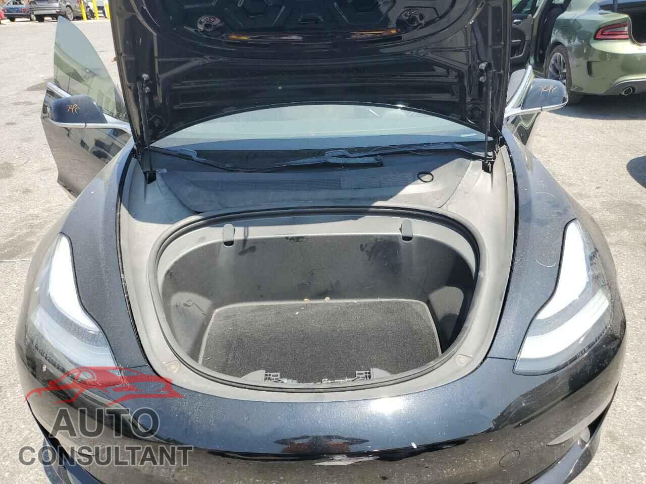 TESLA MODEL 3 2019 - 5YJ3E1EBXKF418438