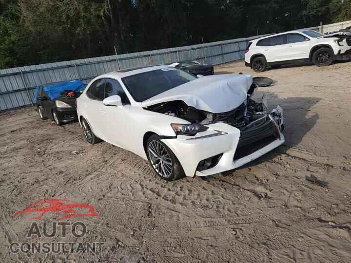LEXUS IS 2015 - JTHBF1D28F5065827