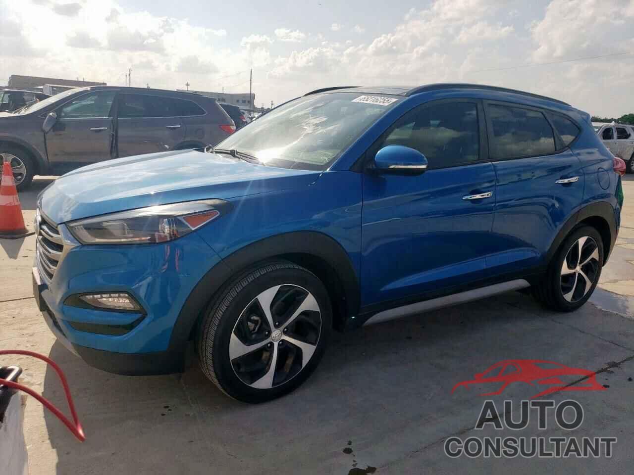HYUNDAI TUCSON 2018 - KM8J33A28JU833855