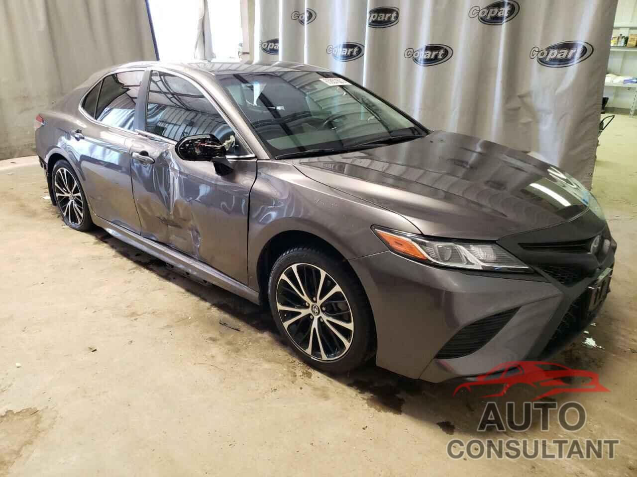 TOYOTA CAMRY 2018 - 4T1B11HK0JU593639