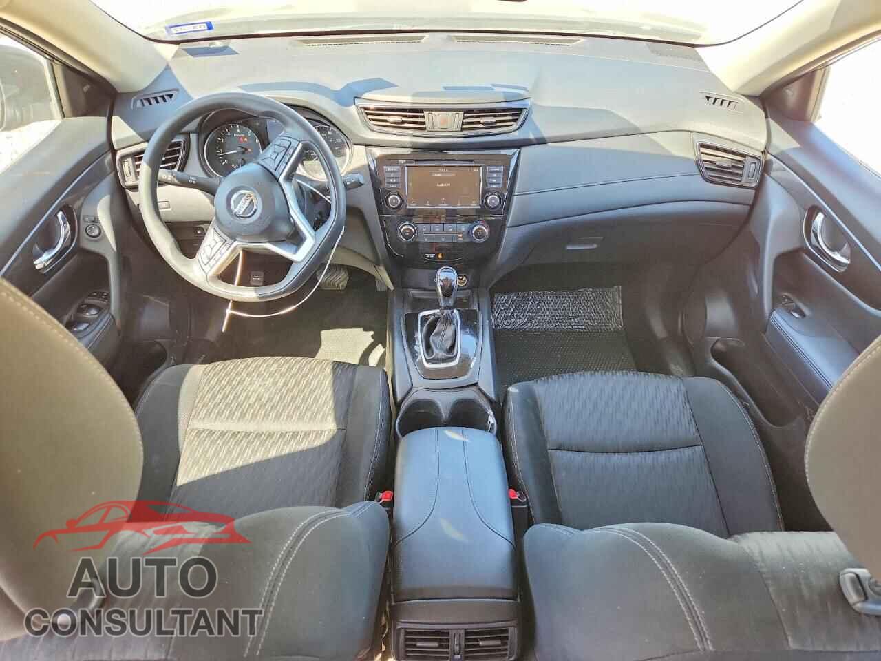 NISSAN ROGUE 2018 - KNMAT2MTXJP609942