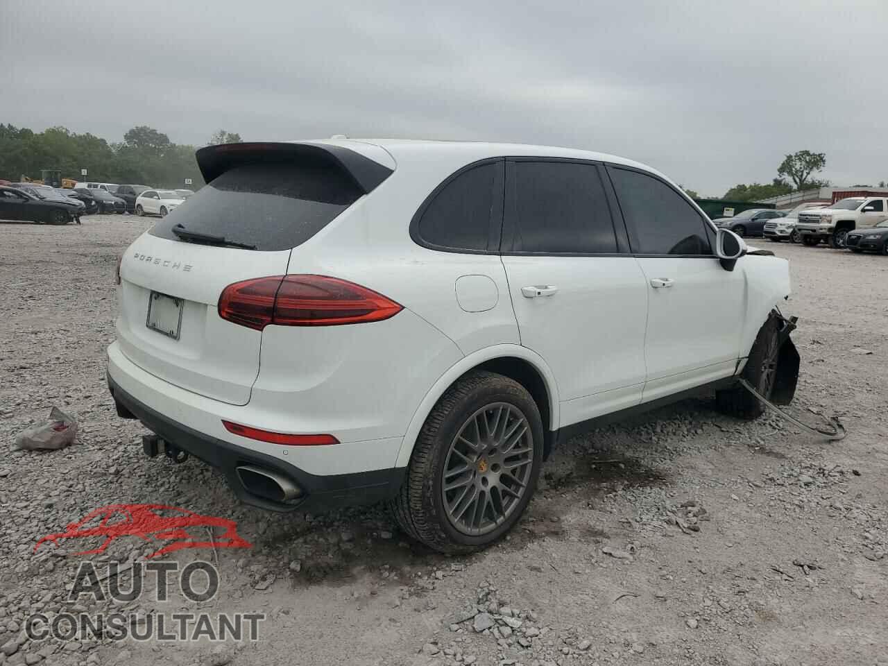 PORSCHE CAYENNE 2017 - WP1AA2A20HKA81920