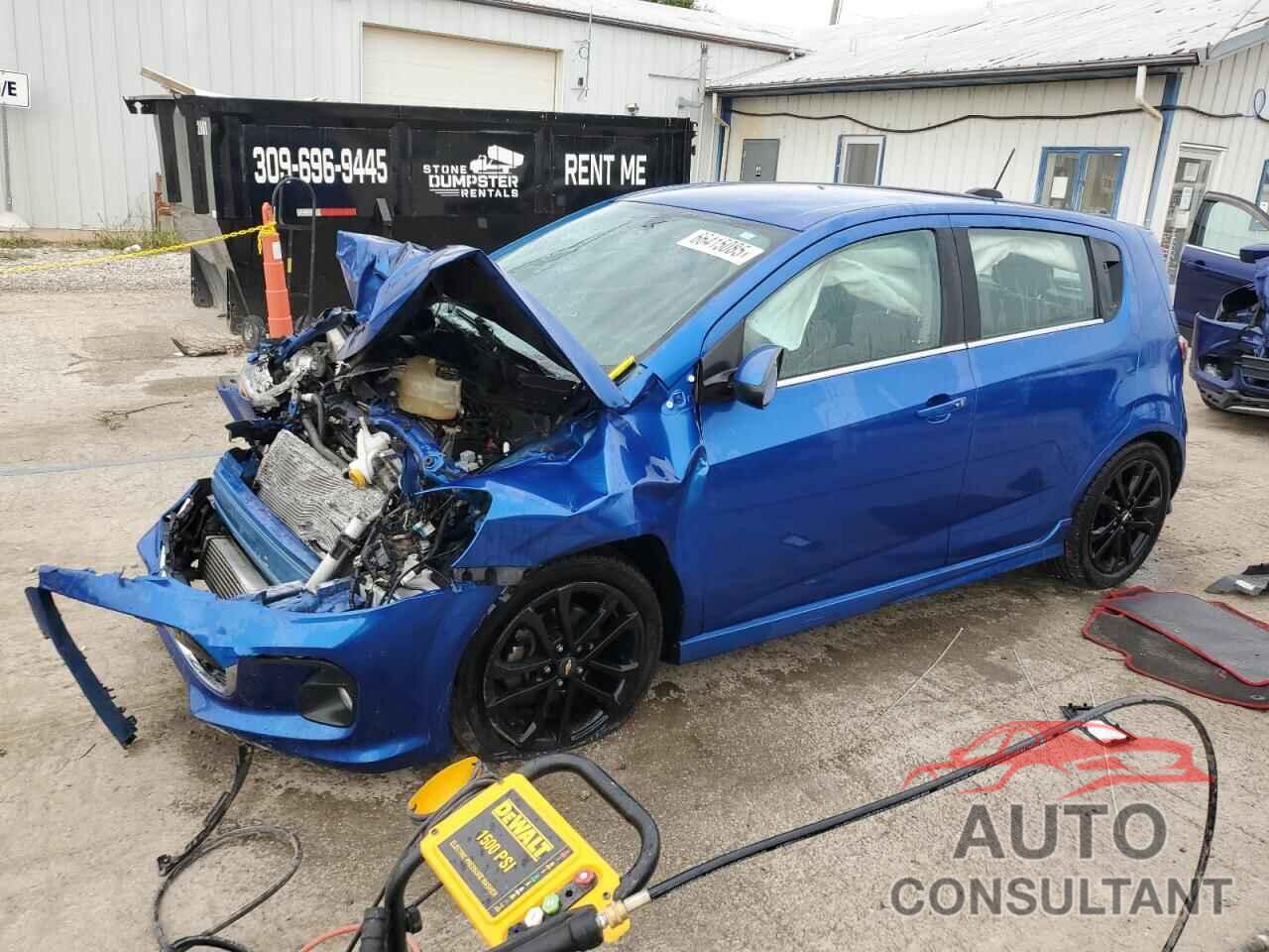 CHEVROLET SONIC 2017 - 1G1JF6SBXH4121426