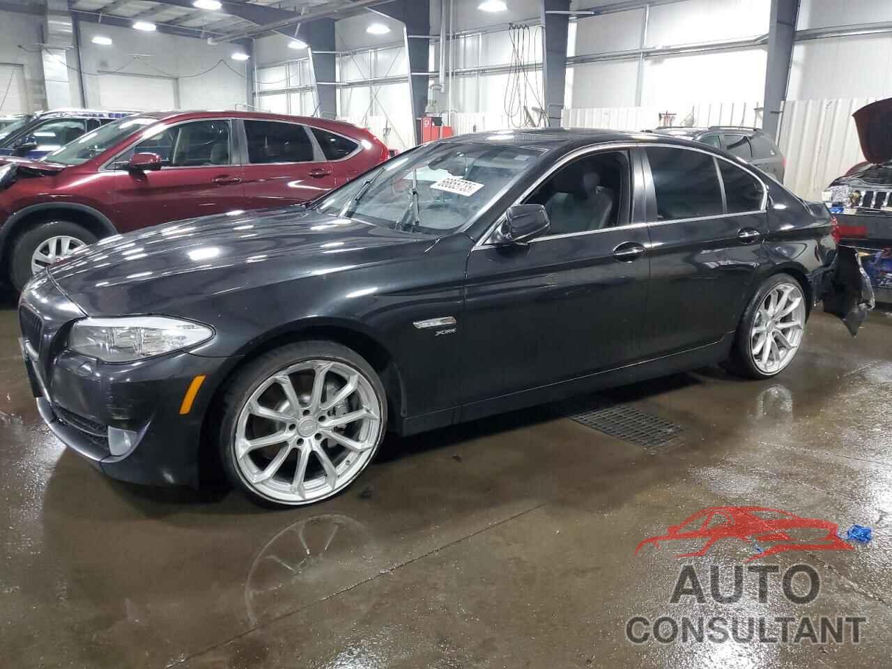BMW 5 SERIES 2011 - WBAFU7C5XBC877544