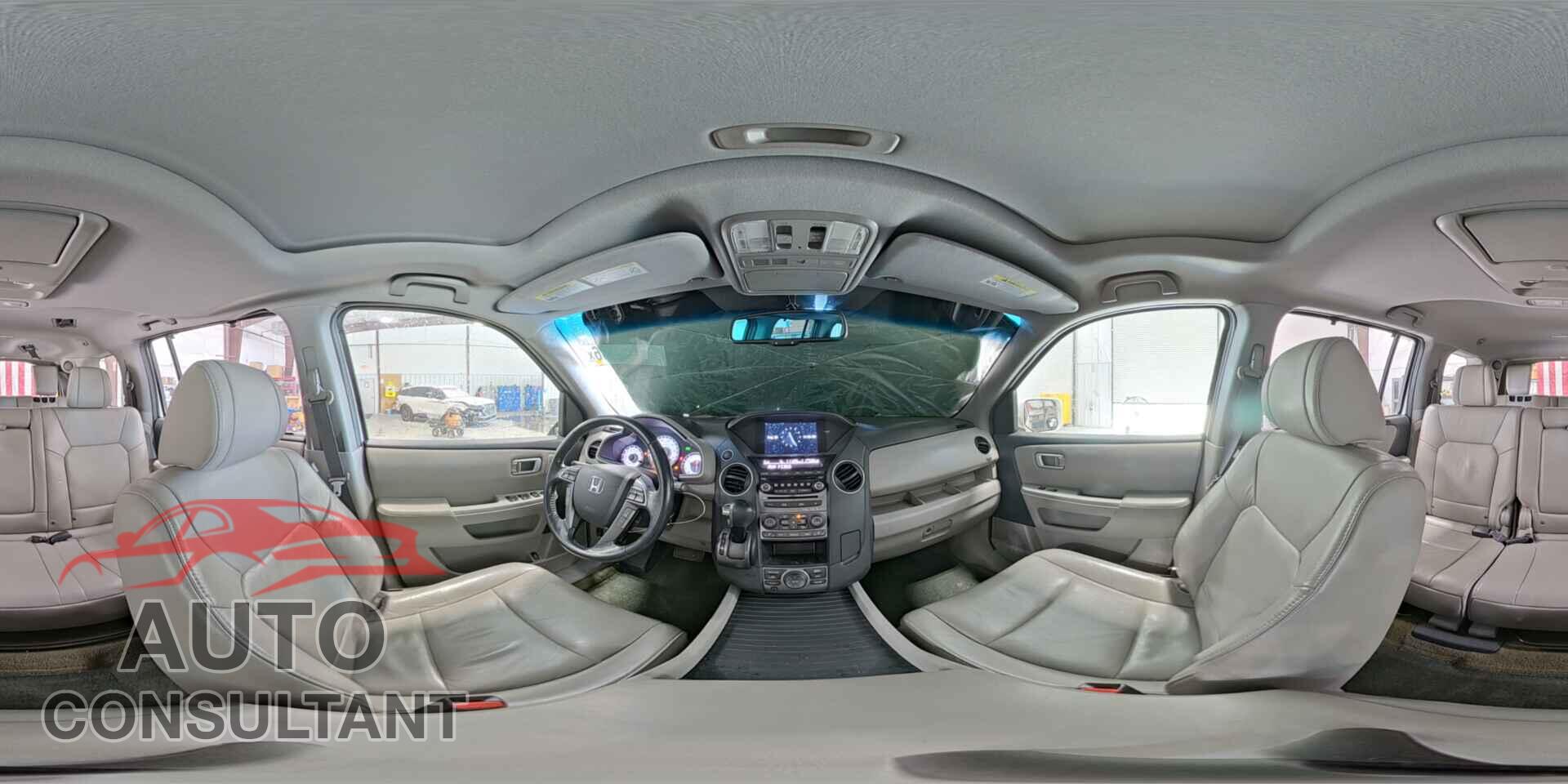 HONDA PILOT 2015 - 5FNYF4H94FB044203