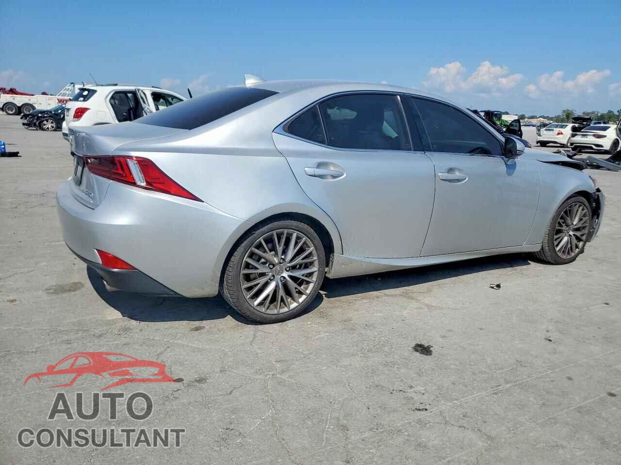 LEXUS IS 2015 - JTHCF1D23F5028849