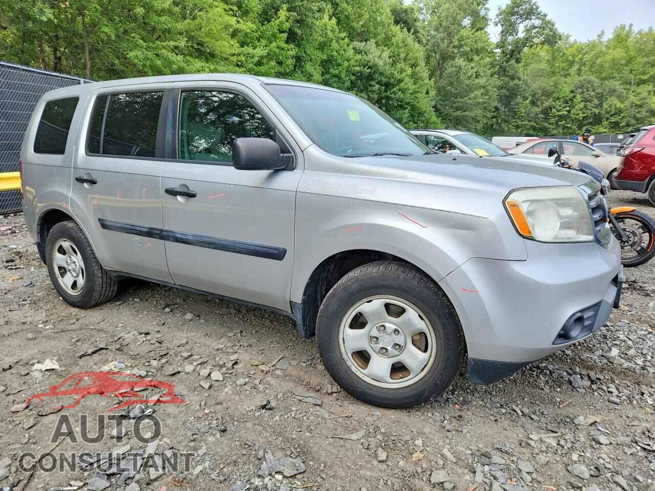 HONDA PILOT 2013 - 5FNYF3H27DB042245