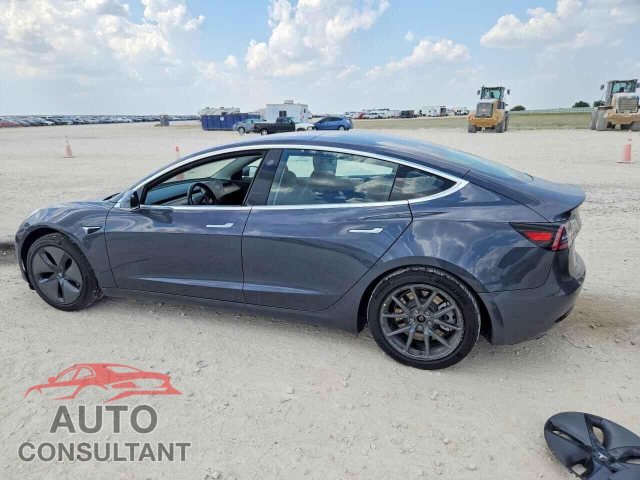 TESLA MODEL 3 2018 - 5YJ3E1EA7JF053481