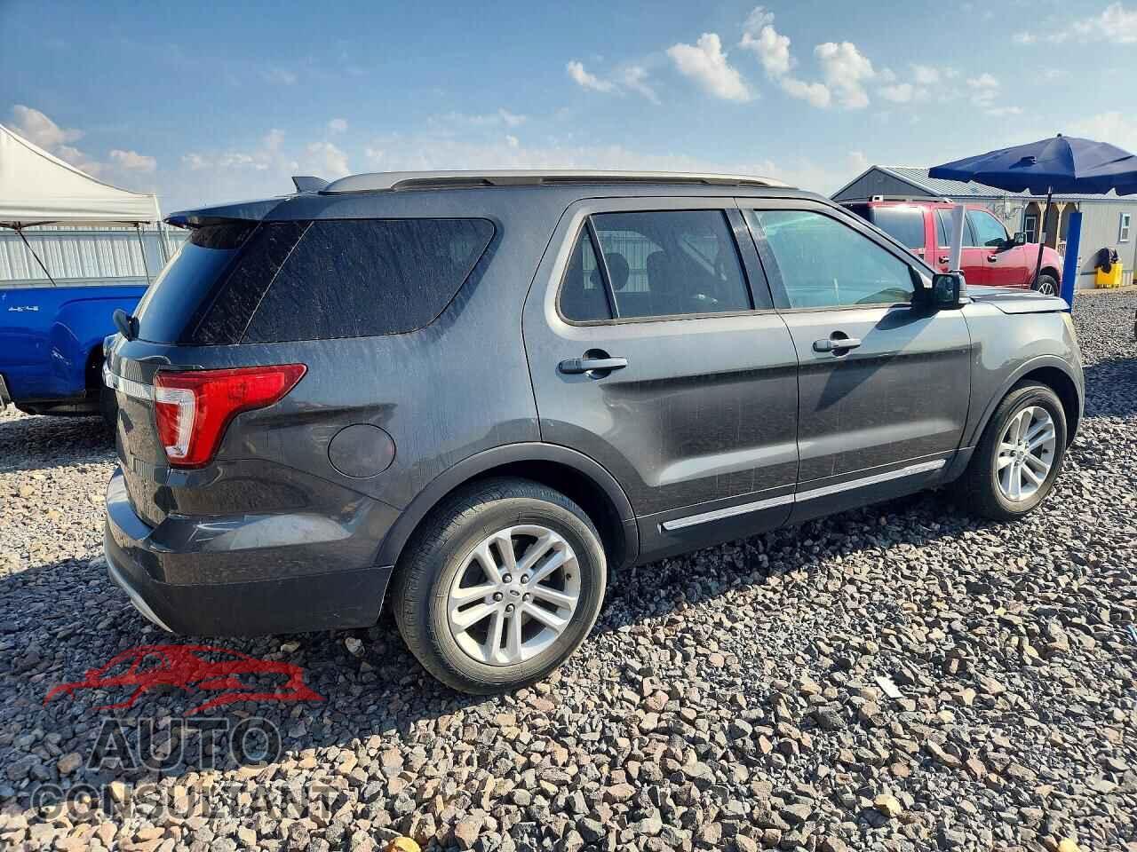 FORD EXPLORER 2017 - 1FM5K7D8XHGA97618