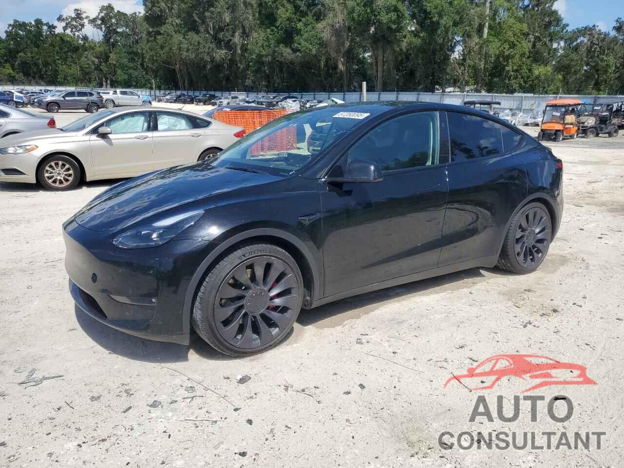 TESLA MODEL Y 2023 - 7SAYGDEF7PF892846
