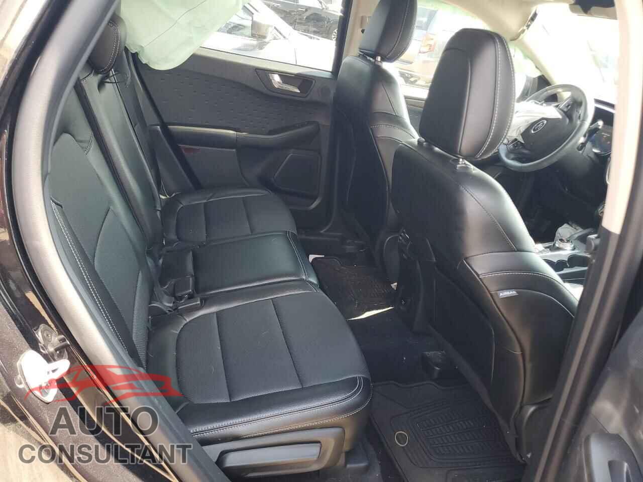 FORD ESCAPE 2020 - 1FMCU9J91LUA52006