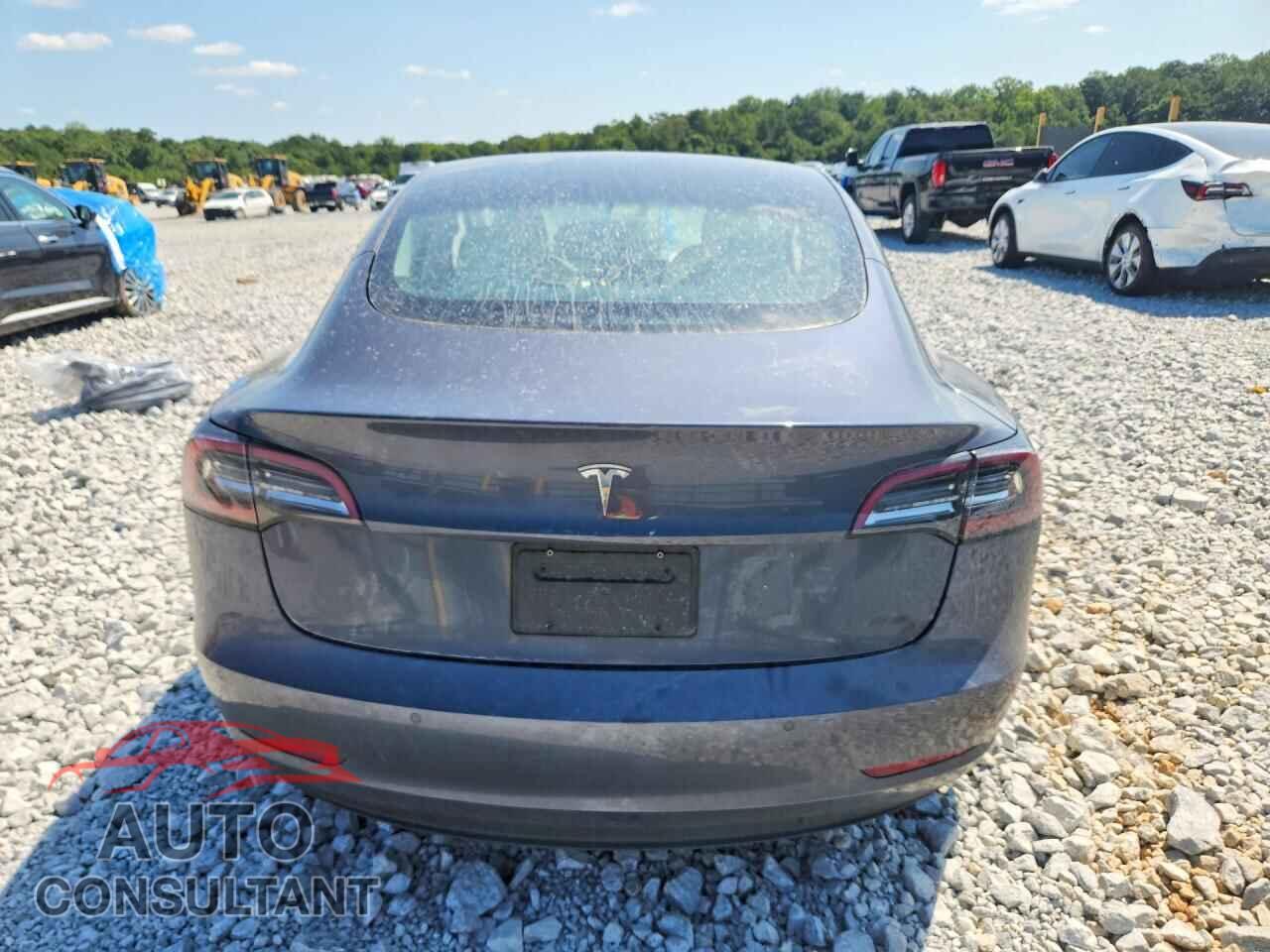 TESLA MODEL 3 2021 - 5YJ3E1EA7MF908412