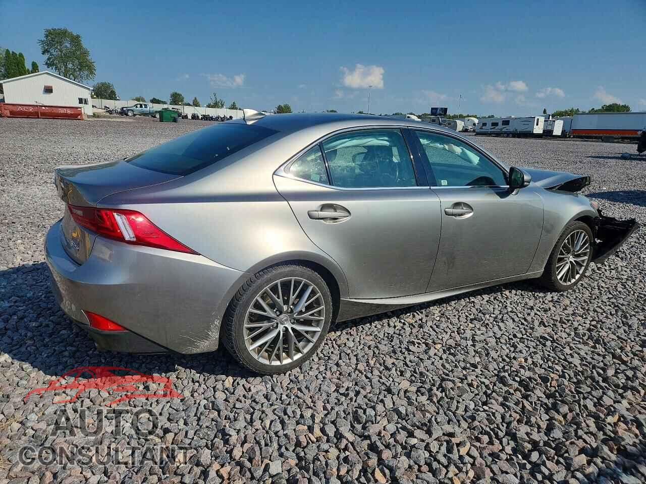 LEXUS IS 2015 - JTHCF1D21F5015758