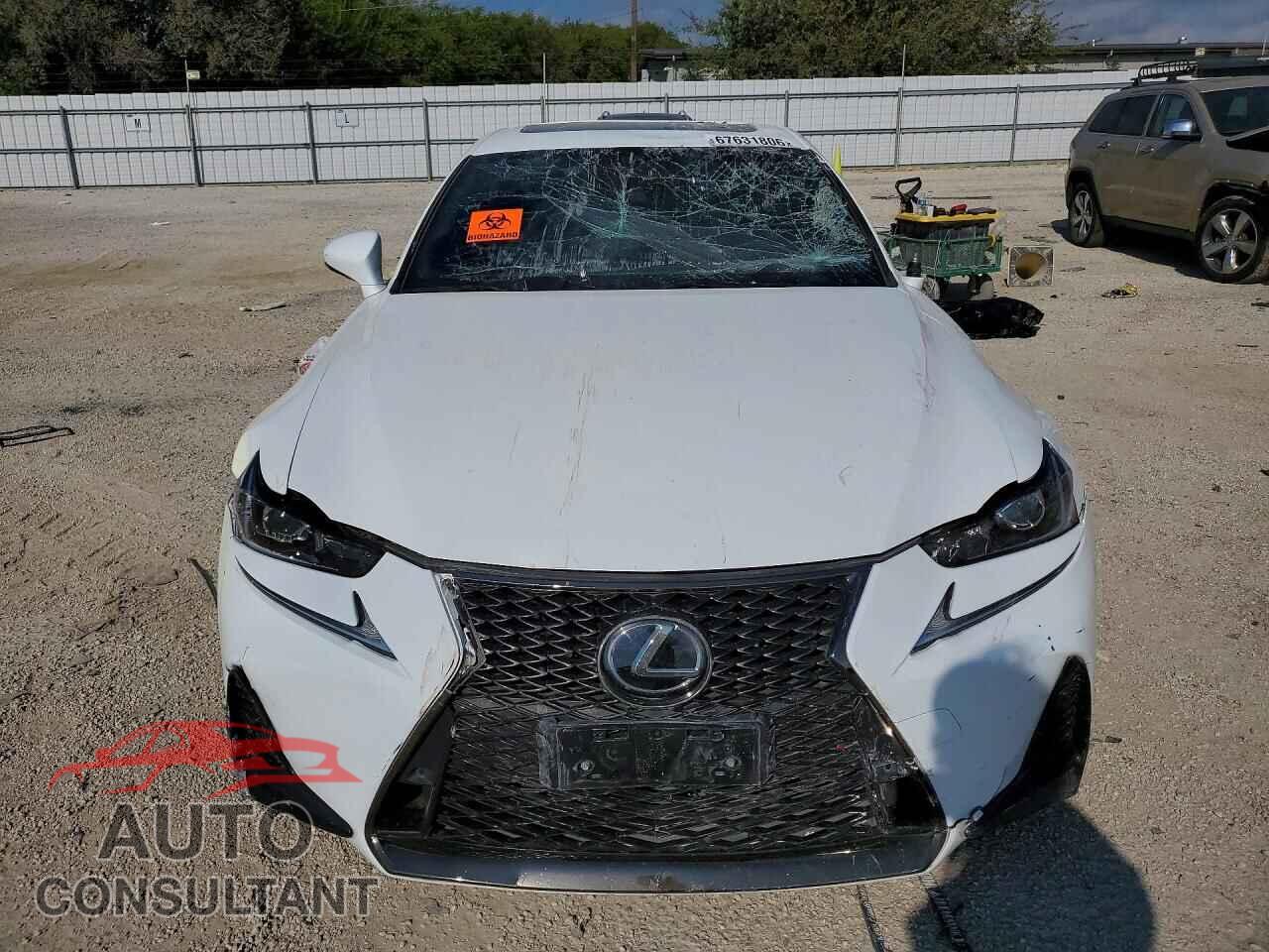LEXUS IS 2019 - JTHC81D26K5034875