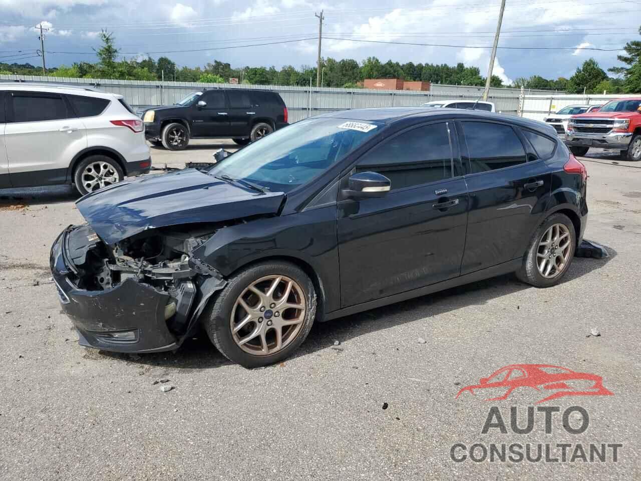 FORD FOCUS 2015 - 1FADP3K21FL374854