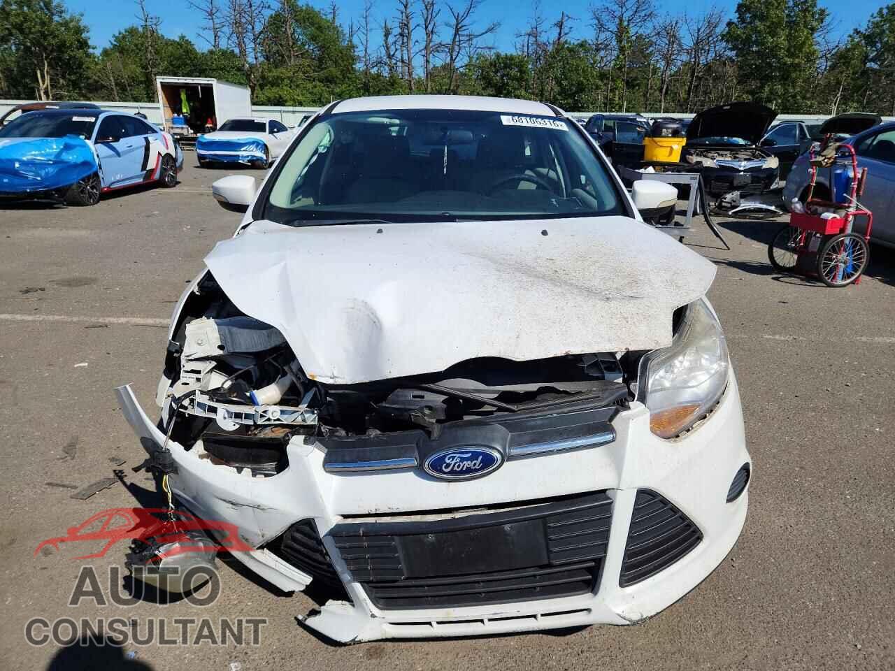 FORD FOCUS 2014 - 1FADP3K2XEL119358