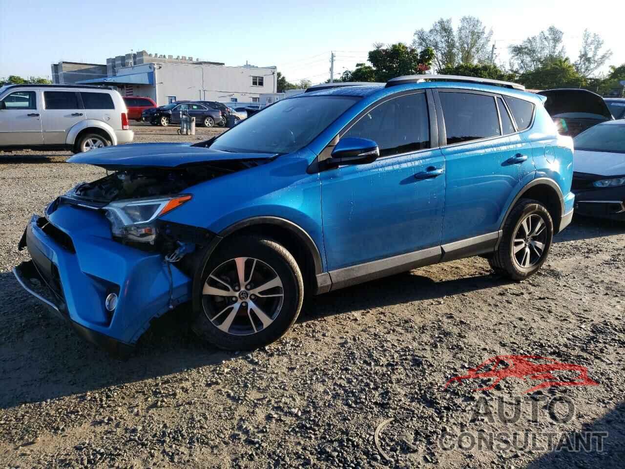 TOYOTA RAV4 2017 - JTMWFREV0HJ102423