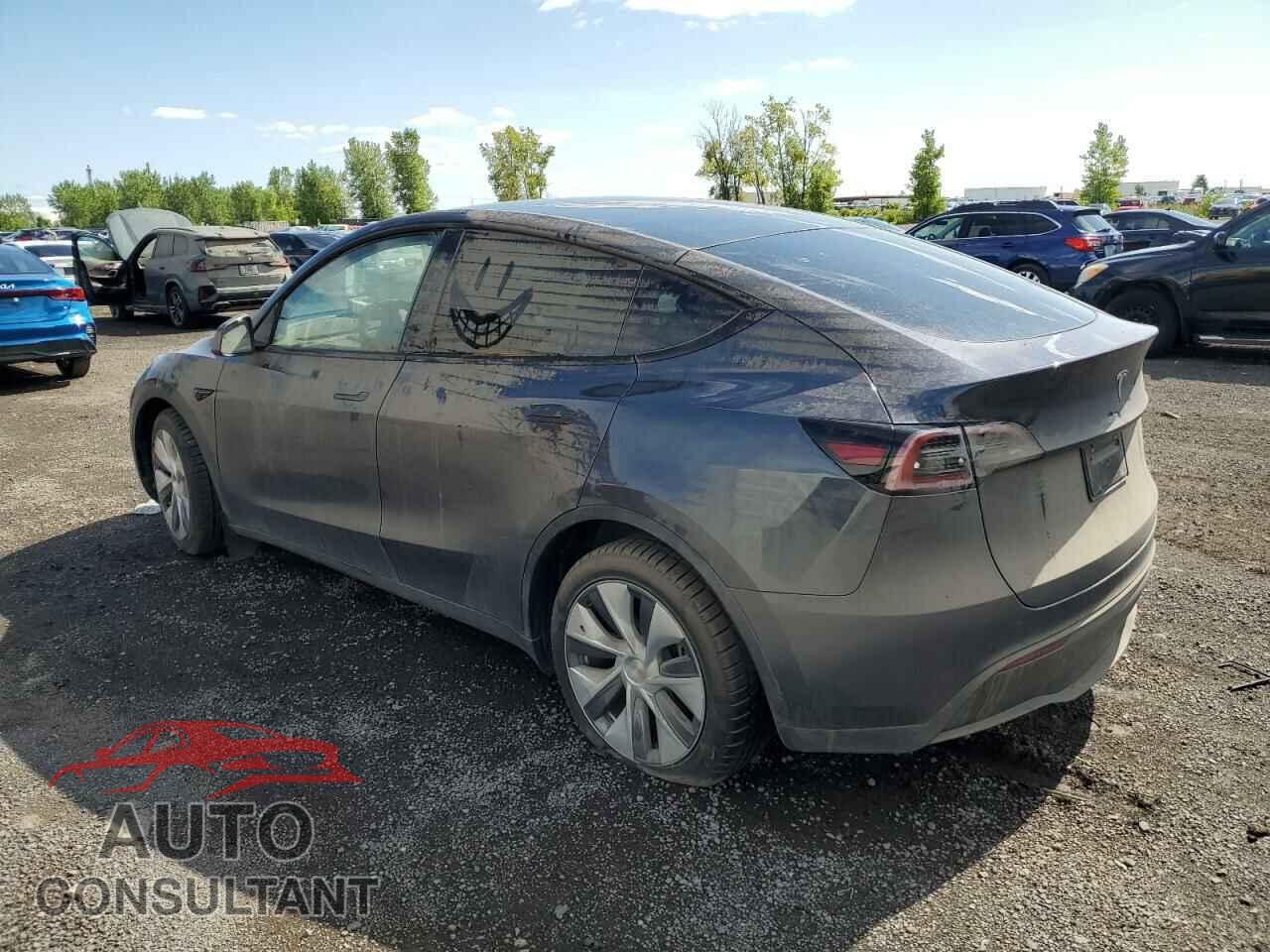 TESLA MODEL Y 2023 - LRWYGDFD3PC938807