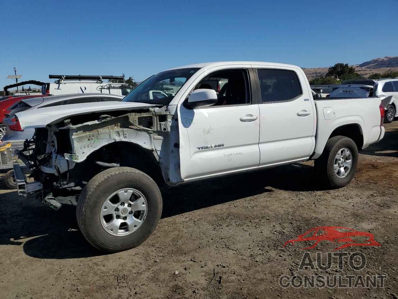 TOYOTA TACOMA 2019 - 5TFAX5GN8KX141715