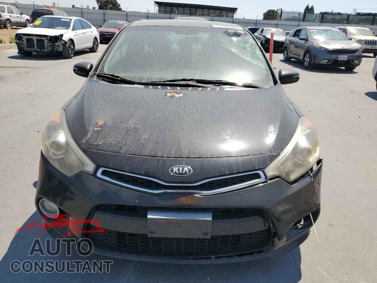 KIA FORTE 2015 - KNAFX6A82F5274256